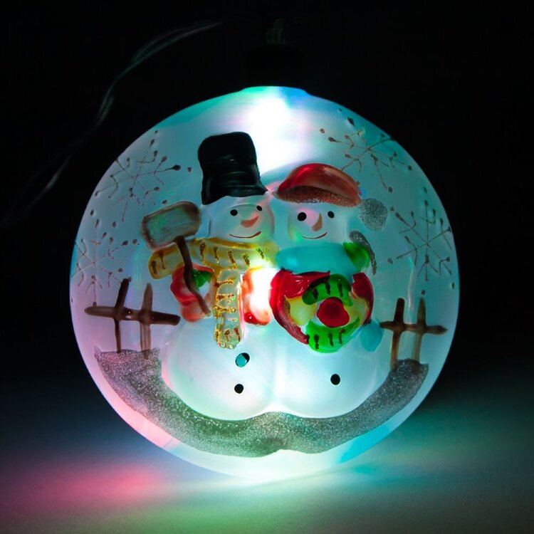 LT050 Световая  фигура стеклянная "Ёлочная игрушка со снеговиками" 4 LED,  D100 мм