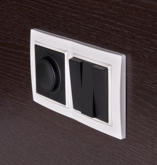 Werkel Выключатель 3-кл. Черный матовый W1130008  (WL08-SW-3G)