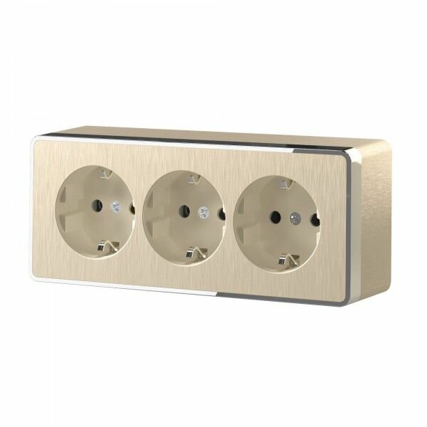 Розетка тройная с заземлением и шторками Gallant (шампань рифленый) Werkel W5073110 