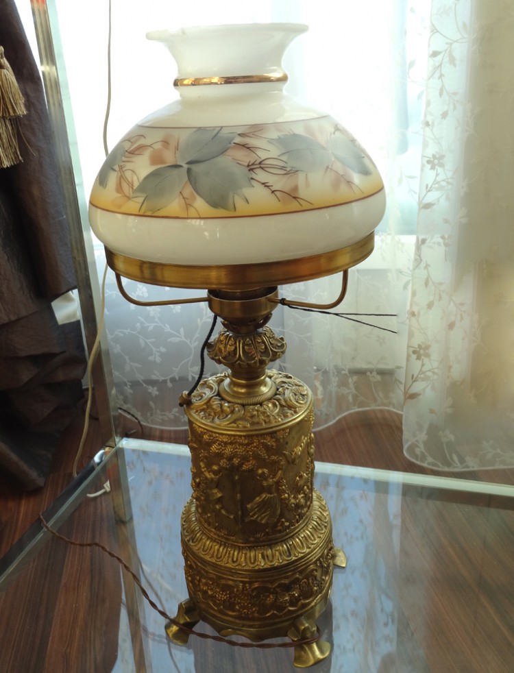 Настольная лампа латунь, техника давление, плафон ручной росписи 19в.