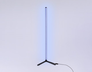 Торшер светод. Ambrella RGB с пультом FL8027 BK черн. LED 20W (ПДУ радио 2.4G)